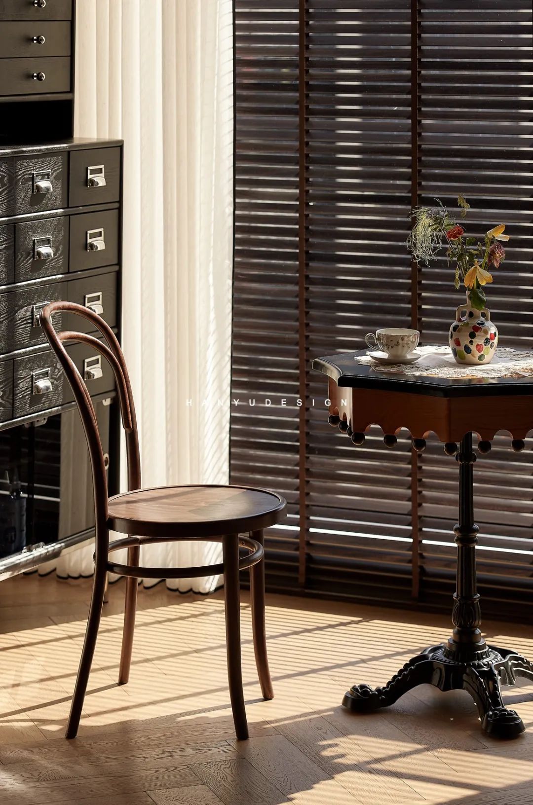 不要客厅,要“复古咖啡馆”！82㎡藏着家庭社交密码丨中国深圳丨深圳涵瑜室内设计-12