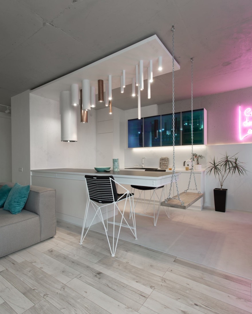 基辅粉色霓虹灯公寓 | 年轻女孩的个性空间-7