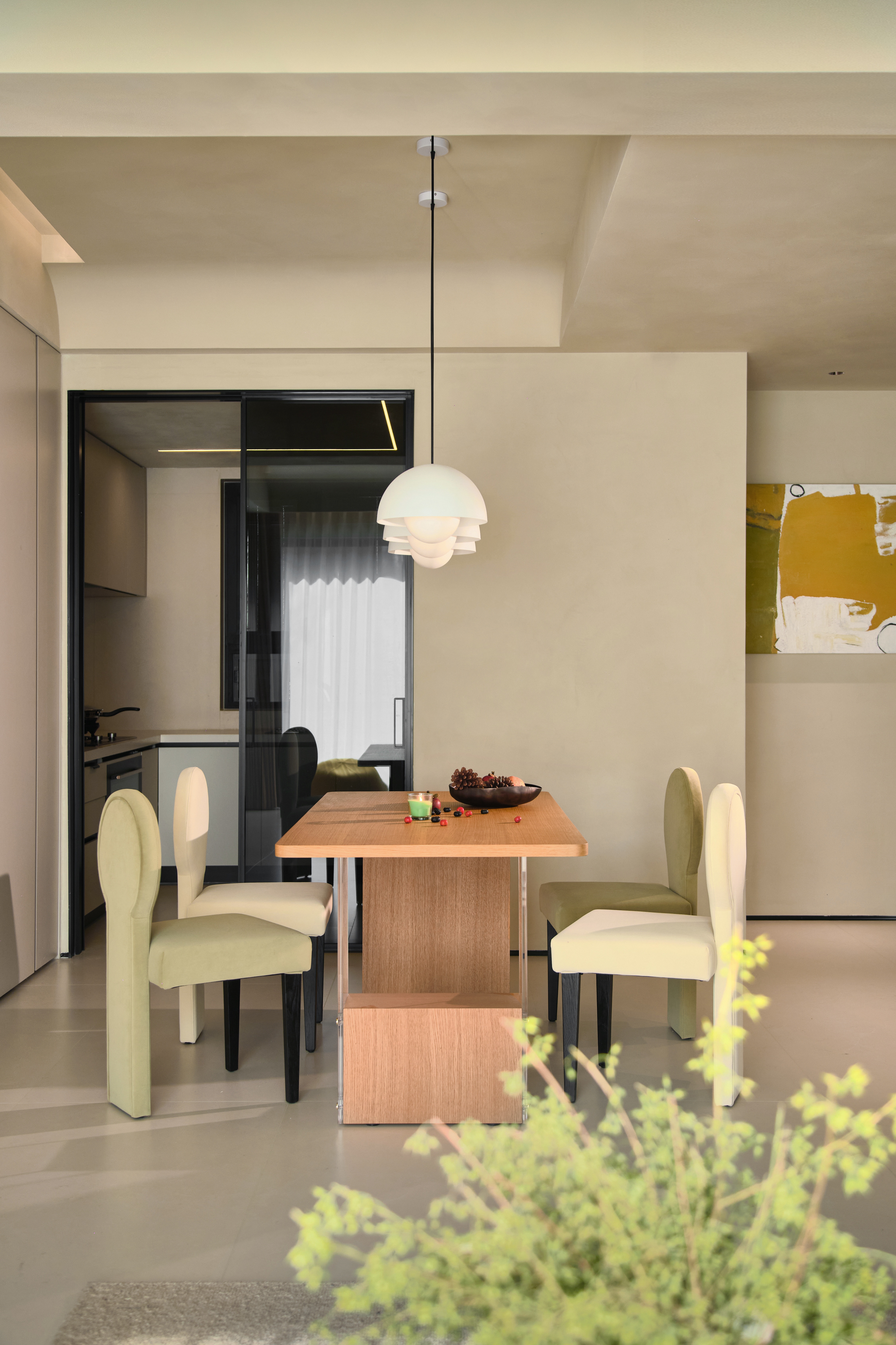 300㎡解构主义空间，建筑系海归独居男的精神自留地-16