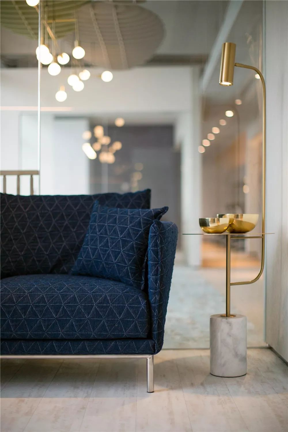 达明·纸间画廊 | 剧场式办公空间,展现品牌活力-54