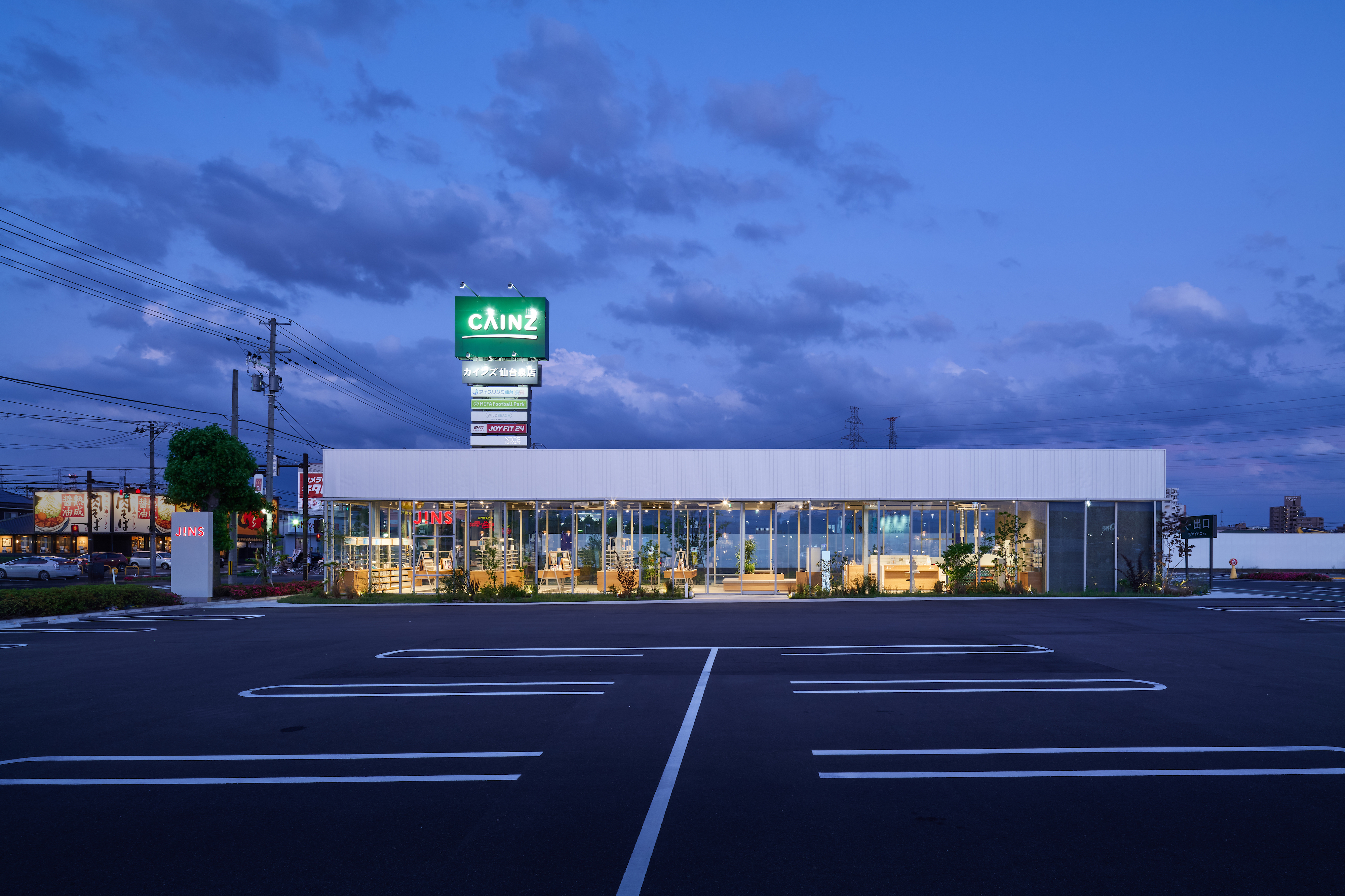 JINS Sendai Izumi 眼镜店丨日本丨Yohei Kawashima architects inc.-49