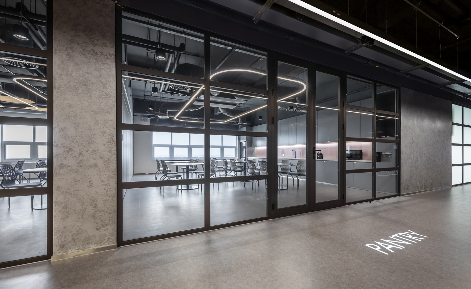 越南 Crystal Martin 办事处丨D&P-19