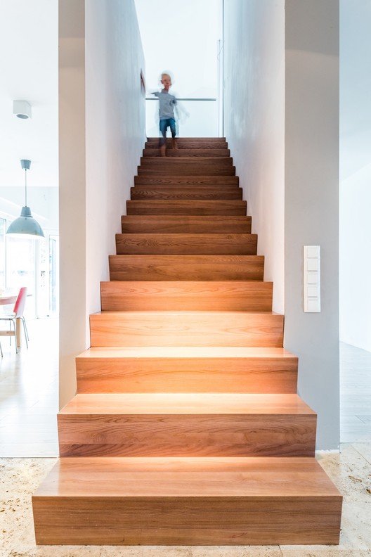 波兰 Kobylanka 现代家庭谷仓-7