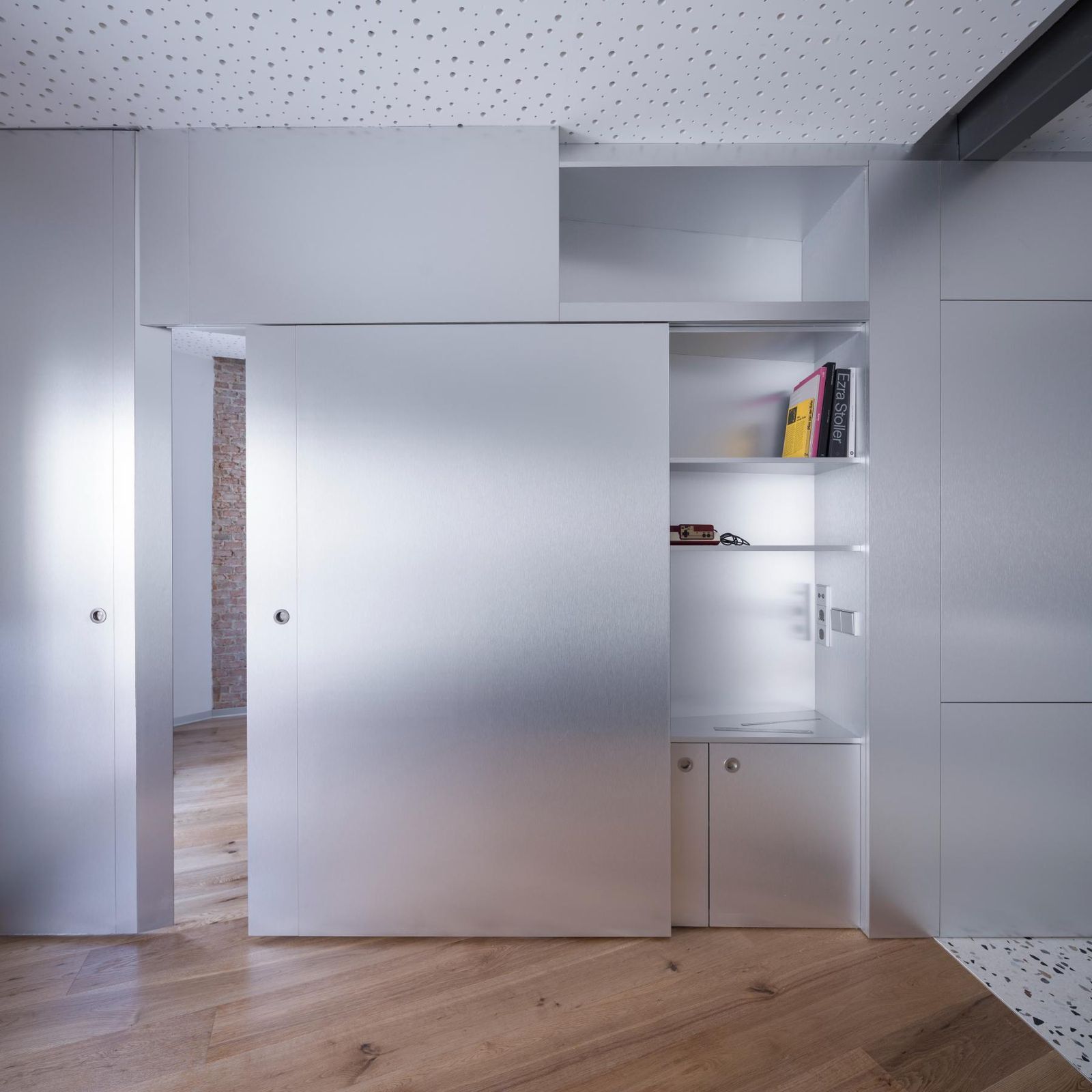 马德里马拉萨尼亚区“魔法三角形”住宅改造丨西班牙马德里丨Pedro Pitarch-11