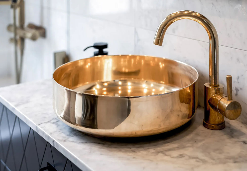 斯德哥尔摩 72 平米公寓，螺旋楼梯与玻璃隔间的完美结合-22