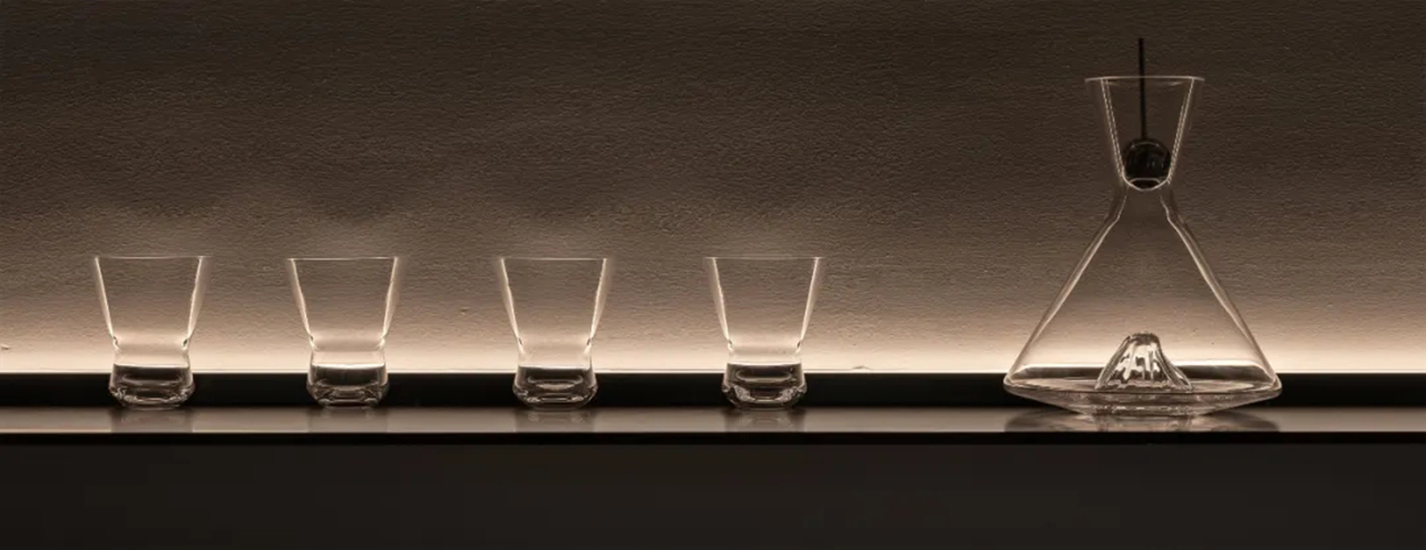 星河山海半岛顶层会所 | 黑与白的极简平衡之道-61