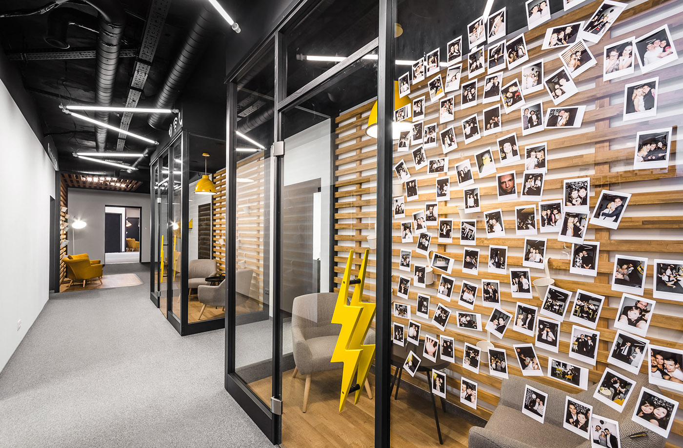 智能导航办公室设计 | 状态栏与可视化图标的新颖运用-8