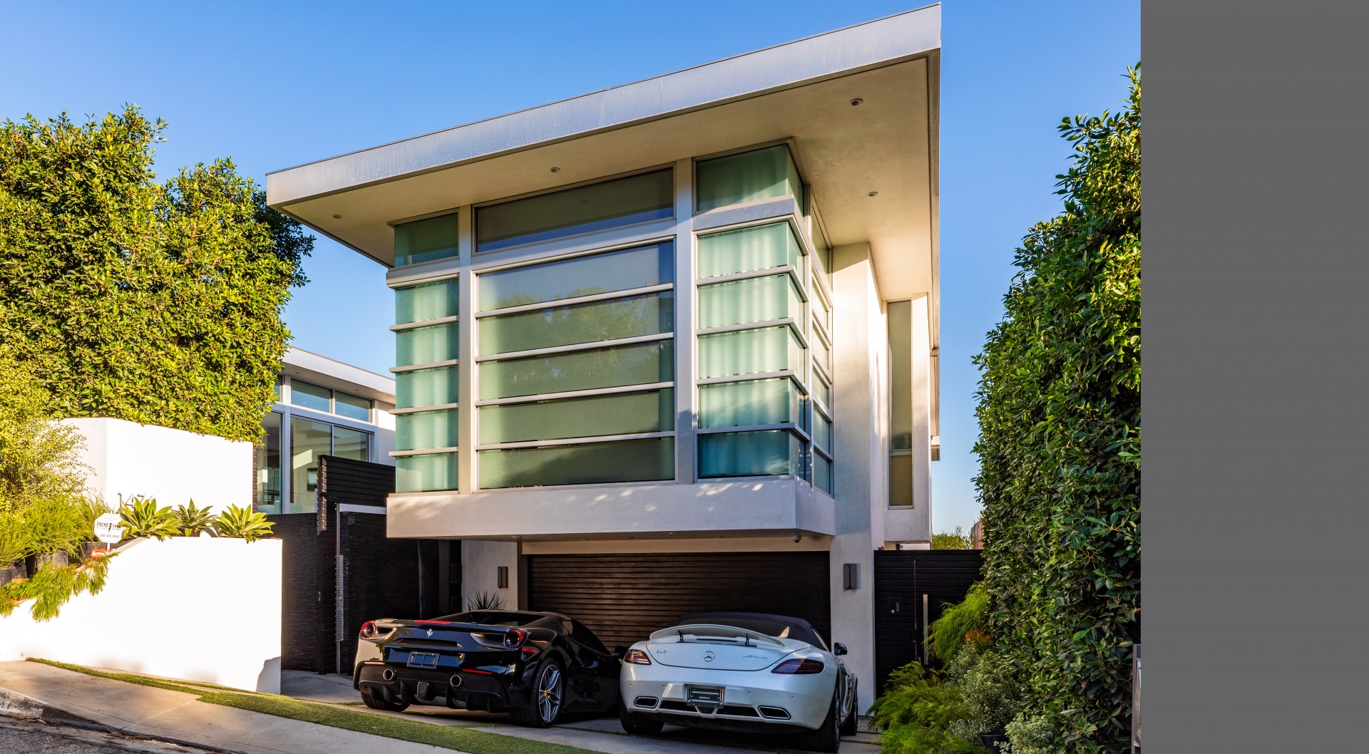 Blue Jay way 1  McClean Design-3