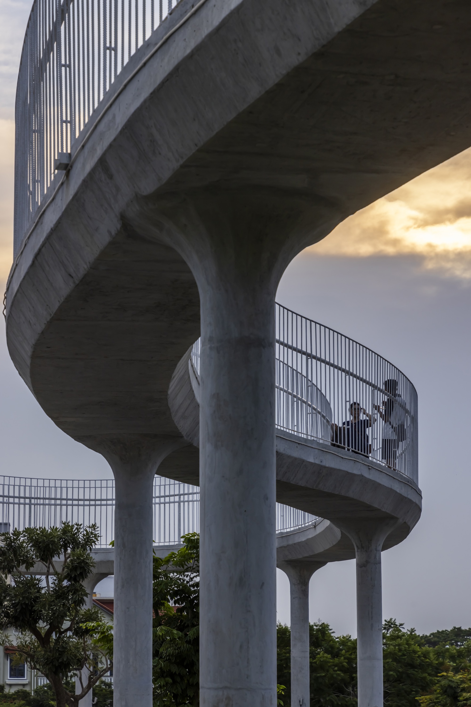 Son Tra Art Exhibition Center / Ho Khue Architects-39