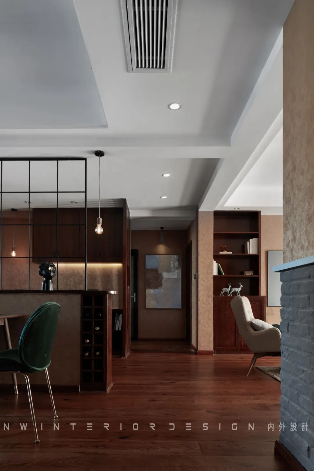 岳阳天伦国际钟宅 | 实景作品《咖啡与香草》——深色调的温馨空间-23