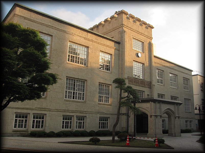 东北学院大学本馆,拉哈乌泽纪念礼拜堂,希普尔馆丨摩根-5