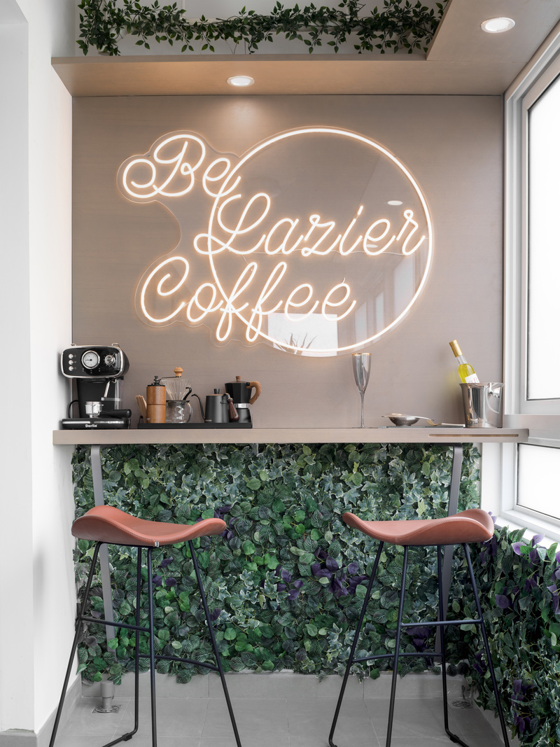 现代懒人生活空间，跳脱色彩展现简洁之美-10