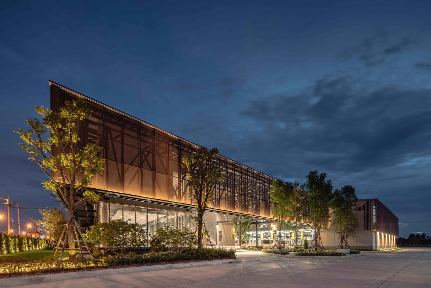 泰国 AOMO 仓库办公楼，创新双层皮肤设计-27