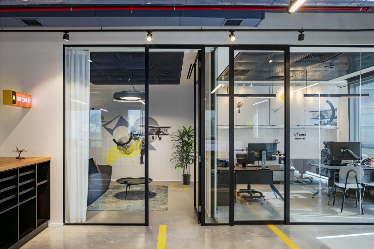 航空元素融入办公空间，打造独特企业文化-17