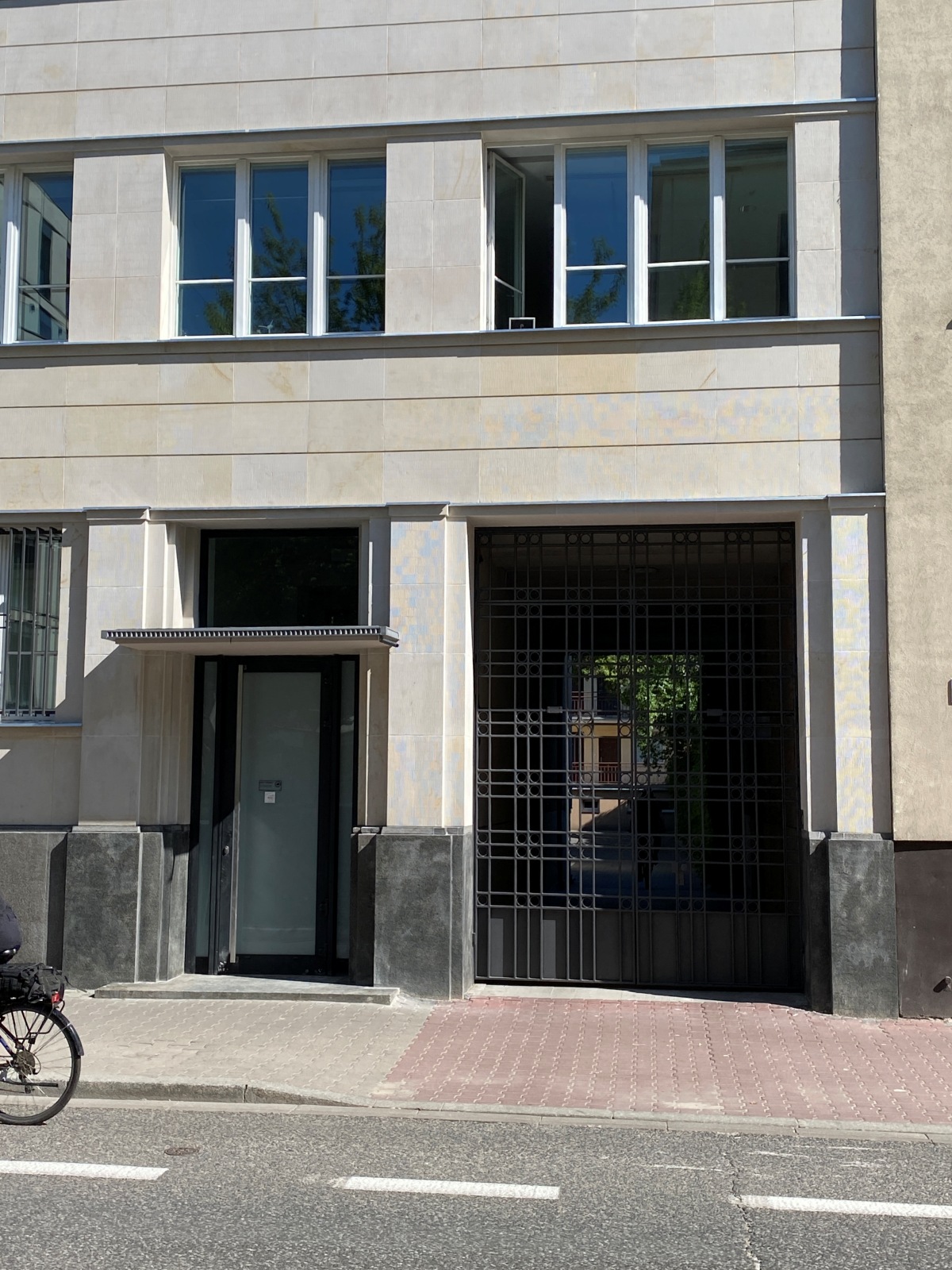 华沙波维什卢发电厂行政大楼外立面翻新丨波兰华沙-64