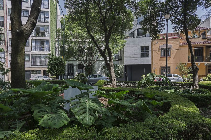 Circular de Morelia 4 Apartment Building / Quintanilla Arquitectos-22