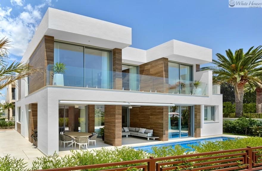 Modern Single-Family Villa with an Astonishing Sea View to the Mediterranean Sea-1