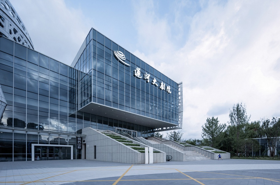 杭州运河中央公园二期 | 融自然与艺术于一体的现代化剧院-34