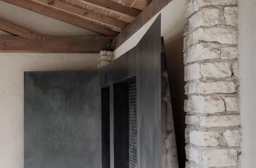 高山徒步避难所改造丨意大利丨Daniele Bonetti Architetto-26