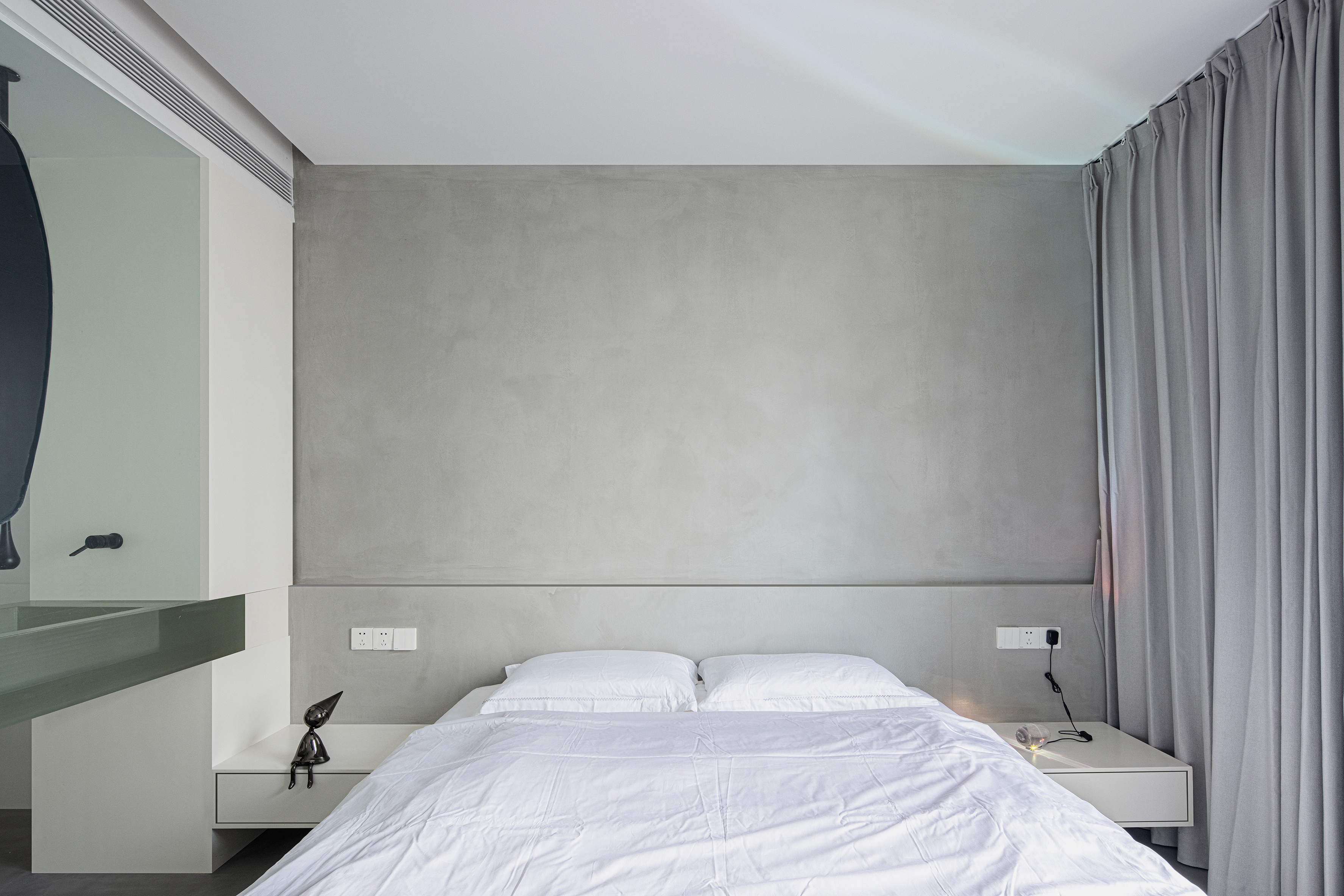 寻心归处,留白与蓝的极简居所丨中国上海-67