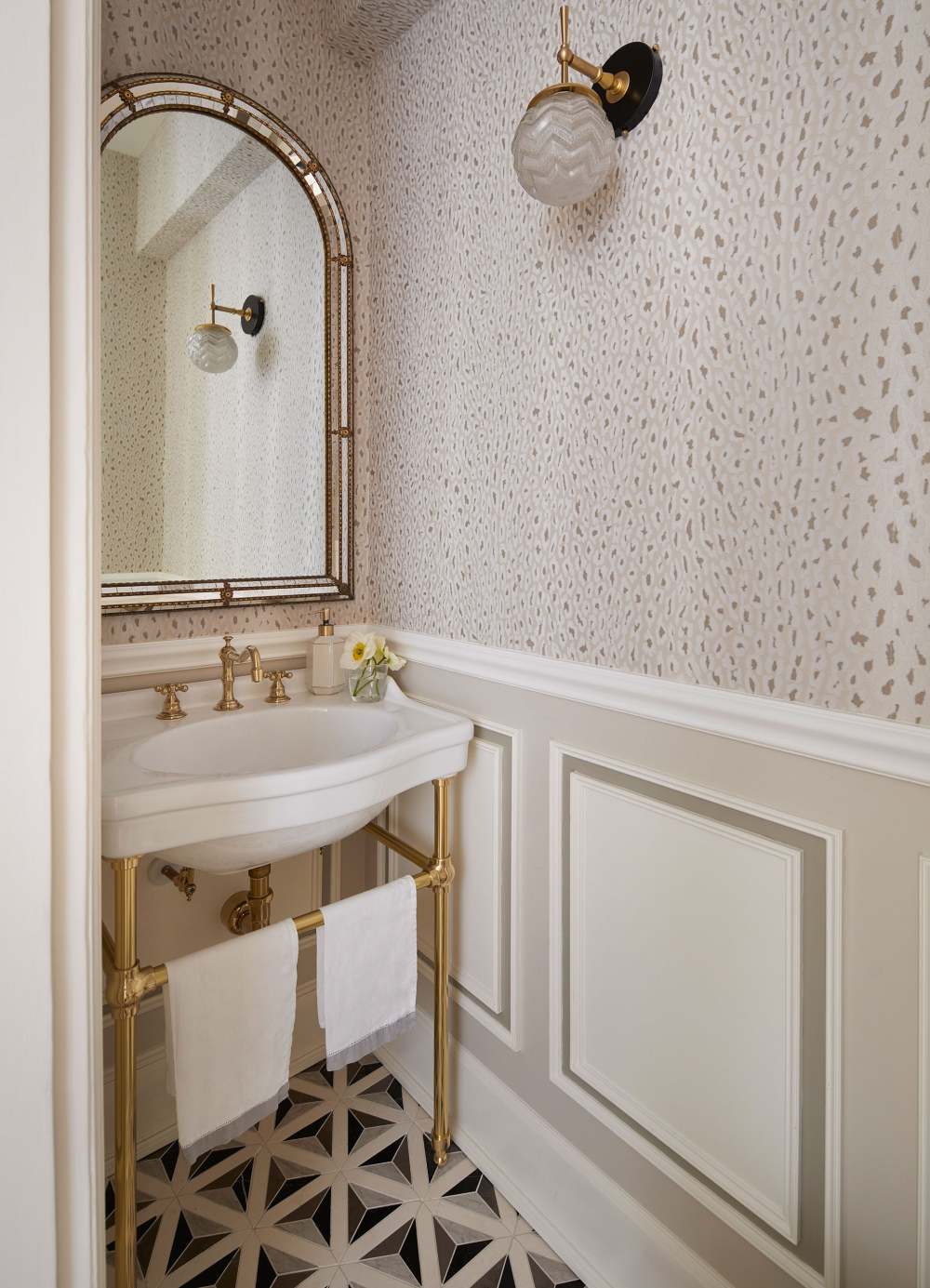 布鲁克林老派风格公寓的彩色致敬-24