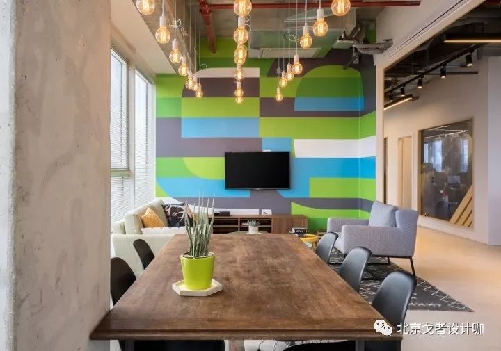 开放式办公室设计,彰显团队精神与活力-24