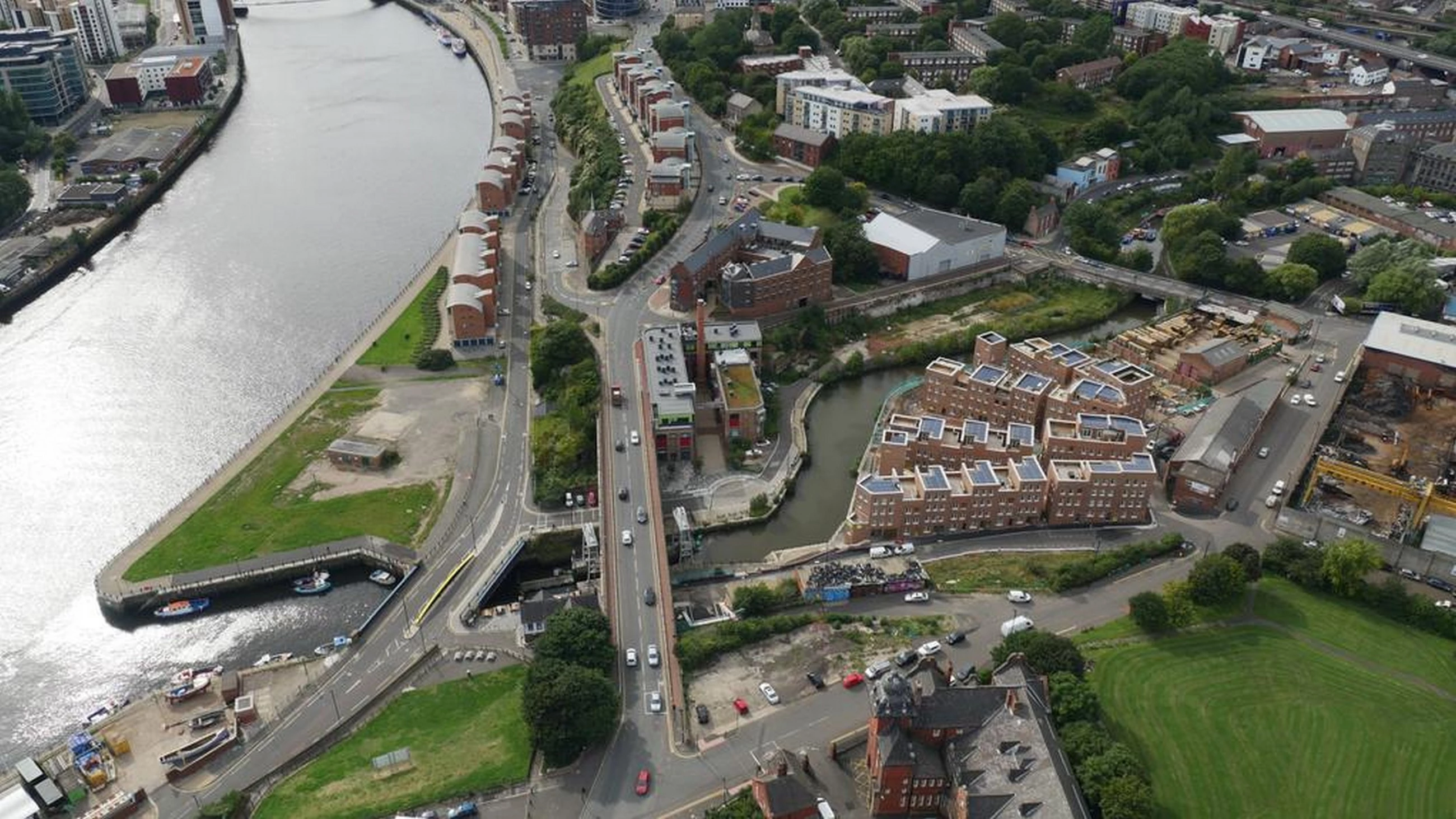 《马 lings | Ash Sakula Architects》英式风情，工业遗存重生-143