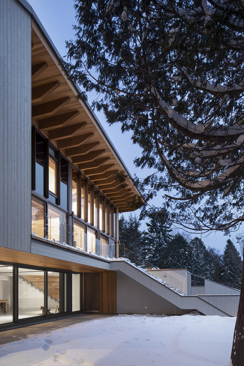 L&Accostée住宅，加拿大 / Bourgeois Lechasseur architects-8