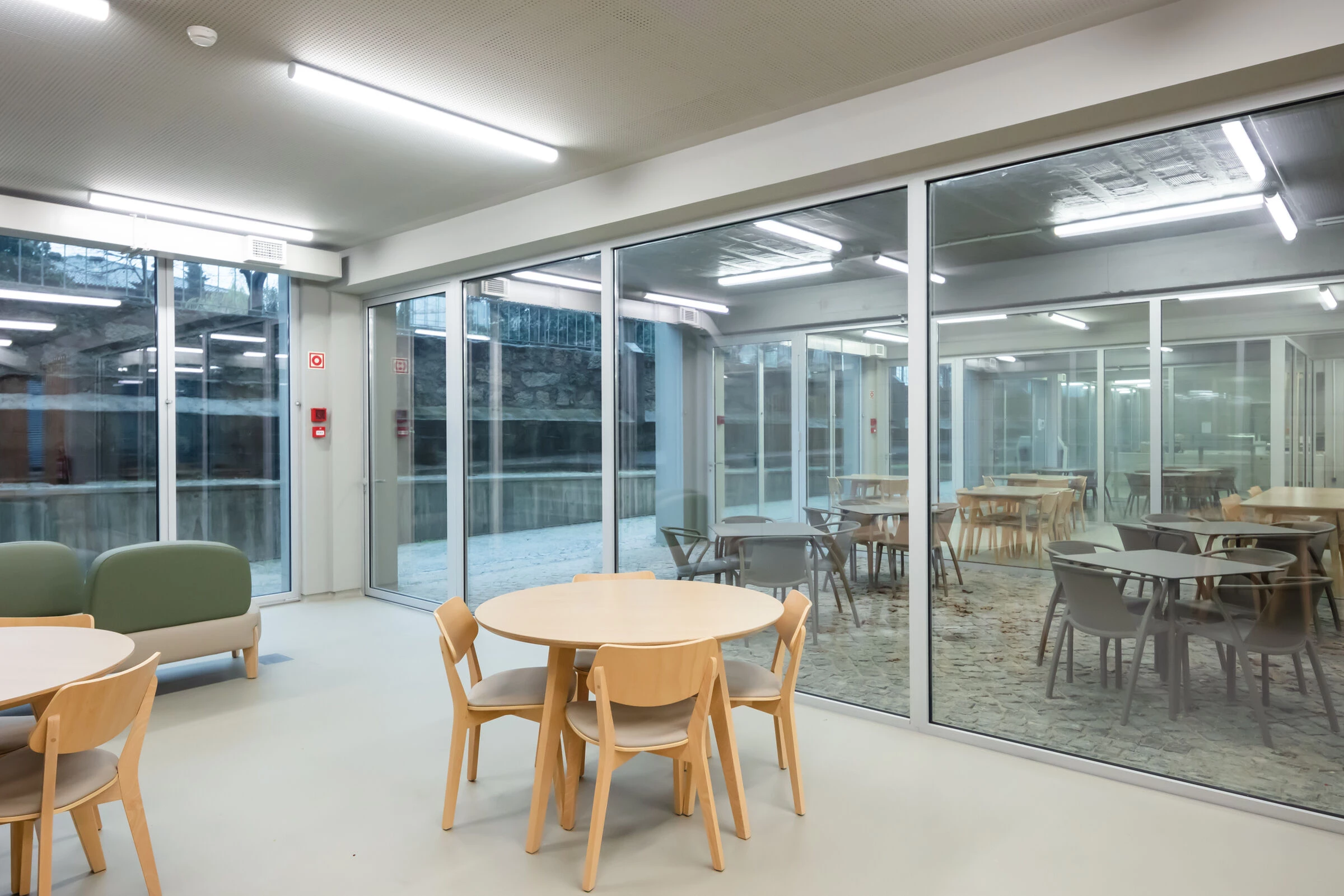 员工食堂丨葡萄牙波尔图丨Pedro Ferreira Architecture Studio-30