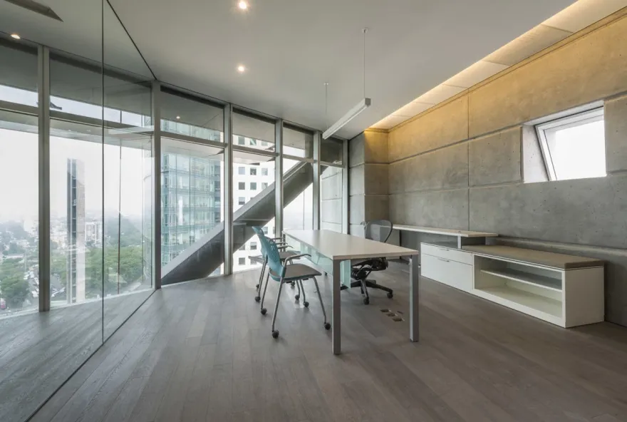 墨西哥城地标建筑——Torre Reforma 展示办公室-18