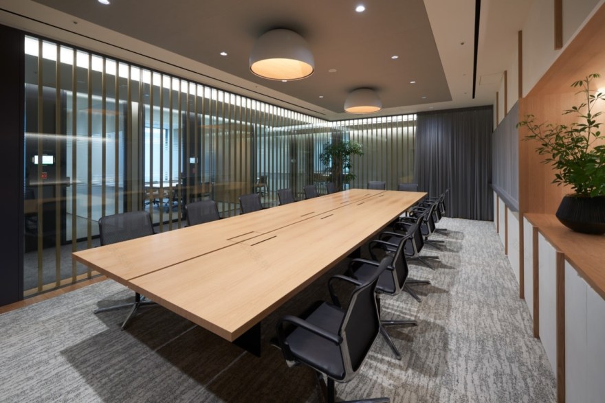 BMW 东京总部丨日本东京丨Steven Leach Group-27