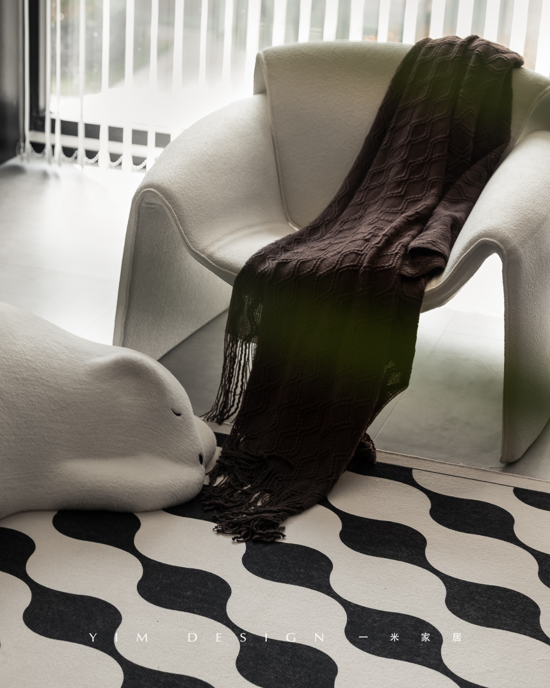 黑白灰的现代之家丨薛美玲-20