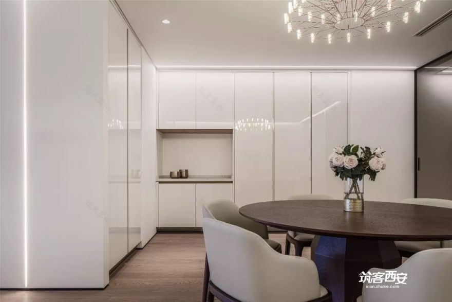 西安胡剑新作 | 400㎡大平层住宅,满足三代人五只猫的舒适生活-47