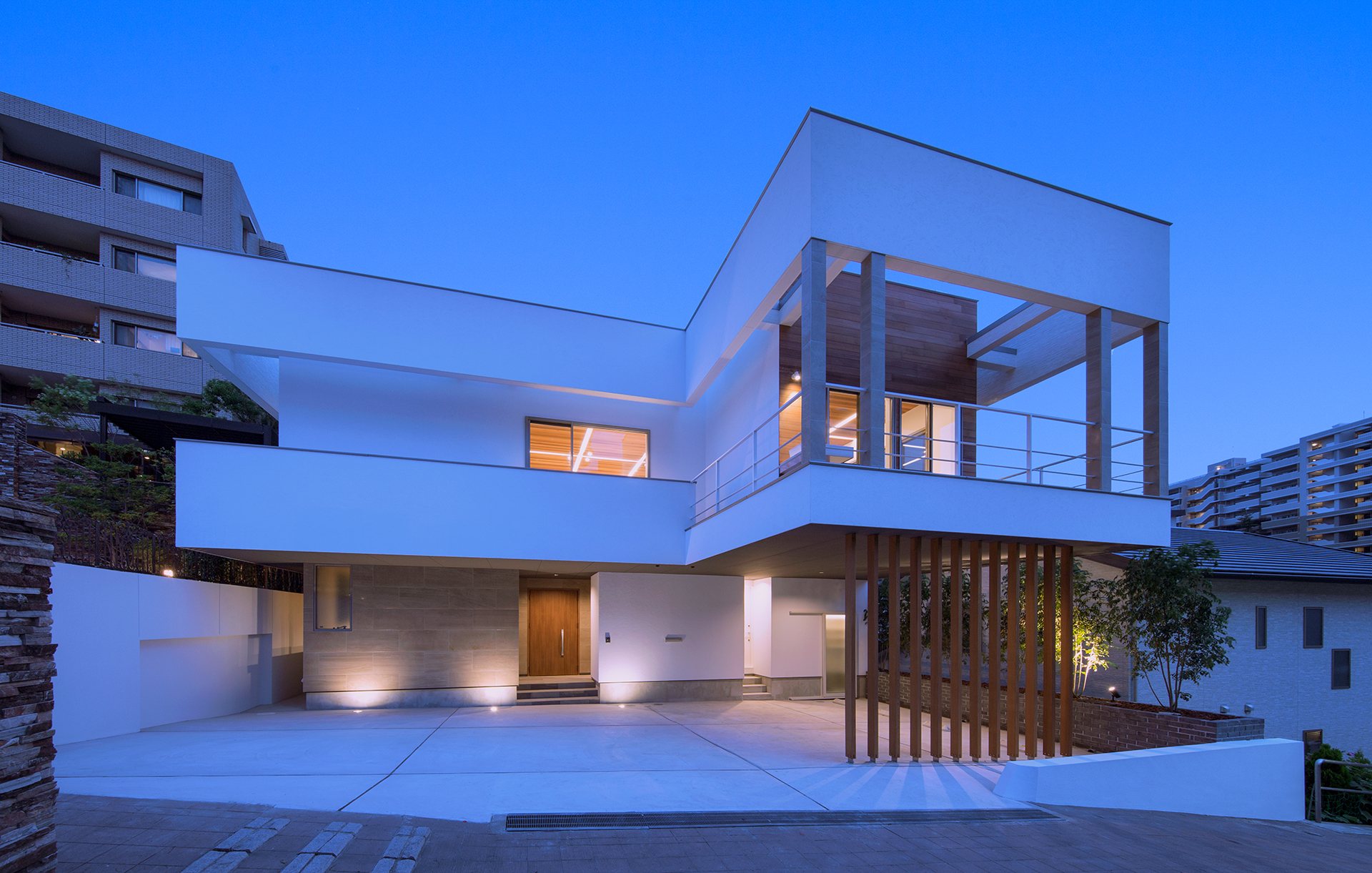 N10 House | 带观景露台的现代私人住宅-17