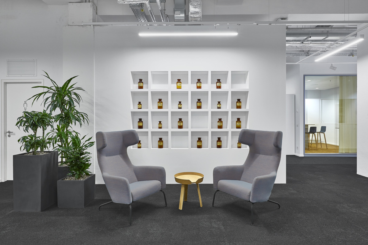 柏林 DR. KADE 制药公司办公室 | 历史与现代的完美融合-8