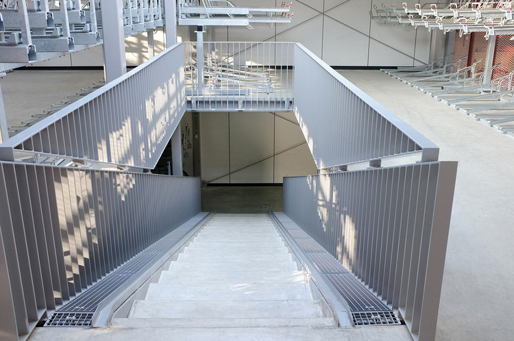 Bicycle Parking De Snelbinder  Kraaijvanger Urbis with Donald Osborne Architect-23