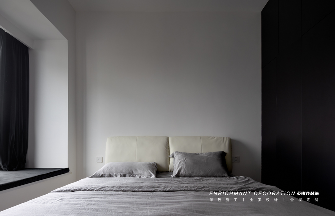 极致黑白丨易越-35