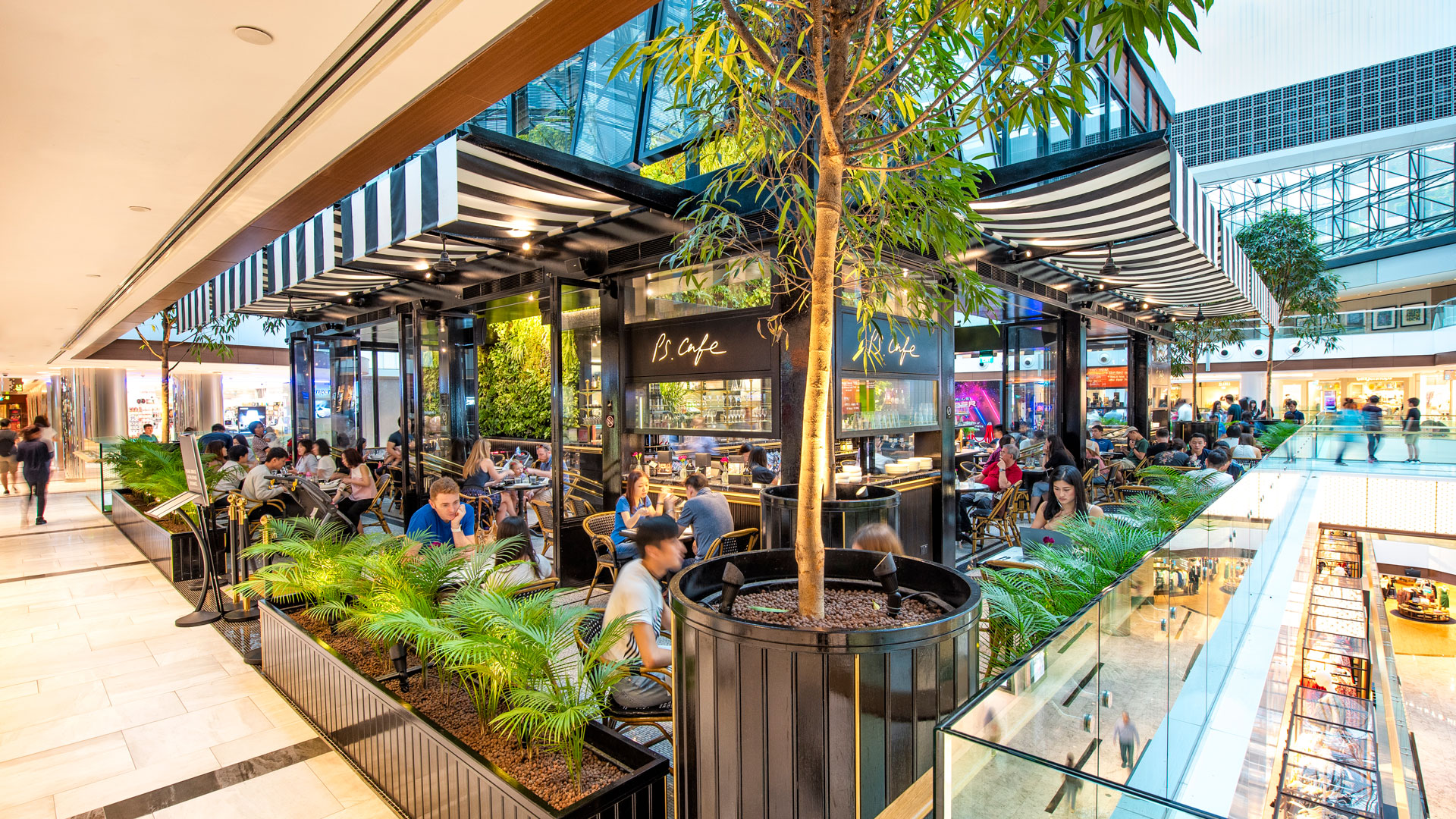 新加坡瑞福城(Raffles City)-11