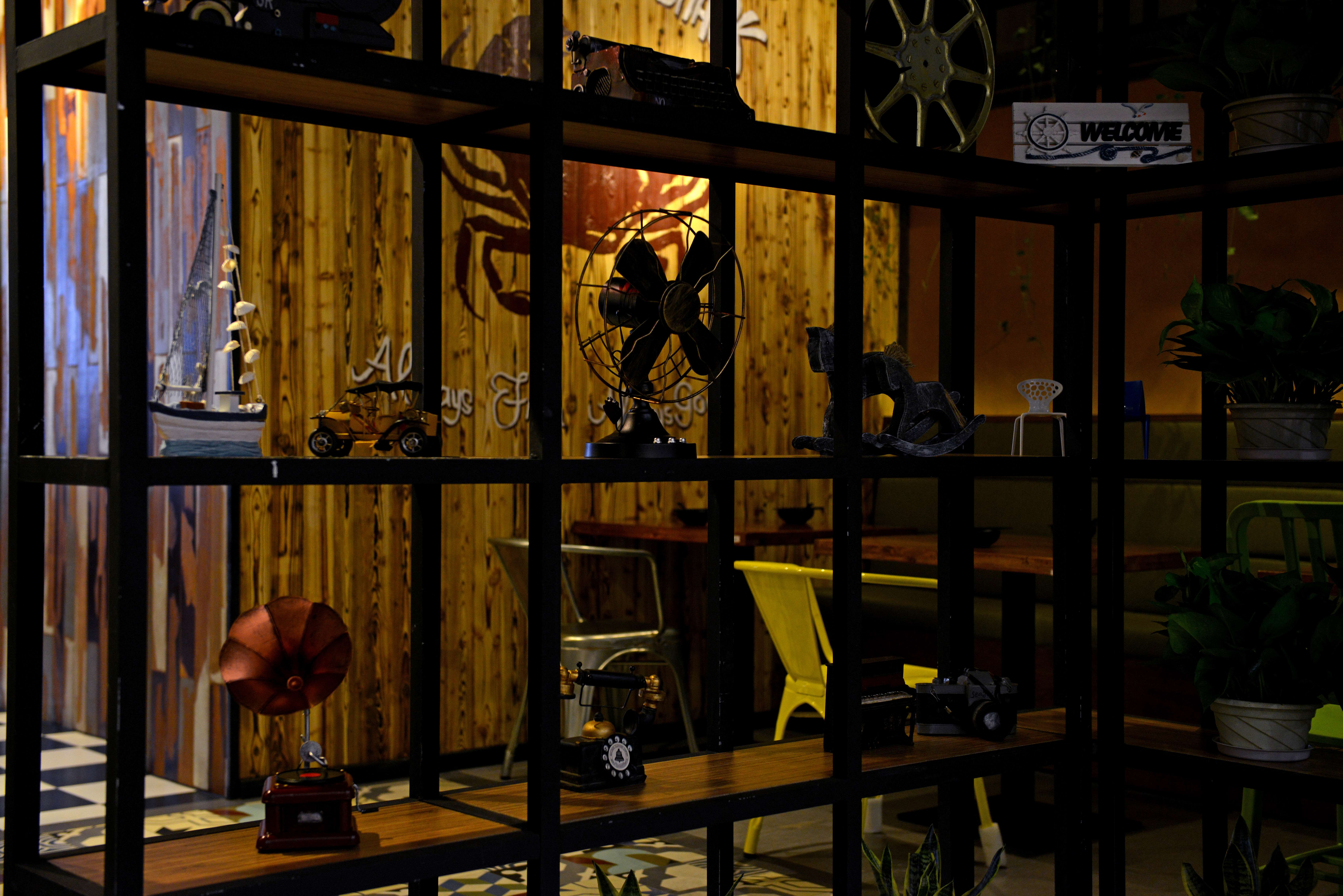 胖哥俩肉蟹煲无锡宝龙店实景照  李浩海设计-6