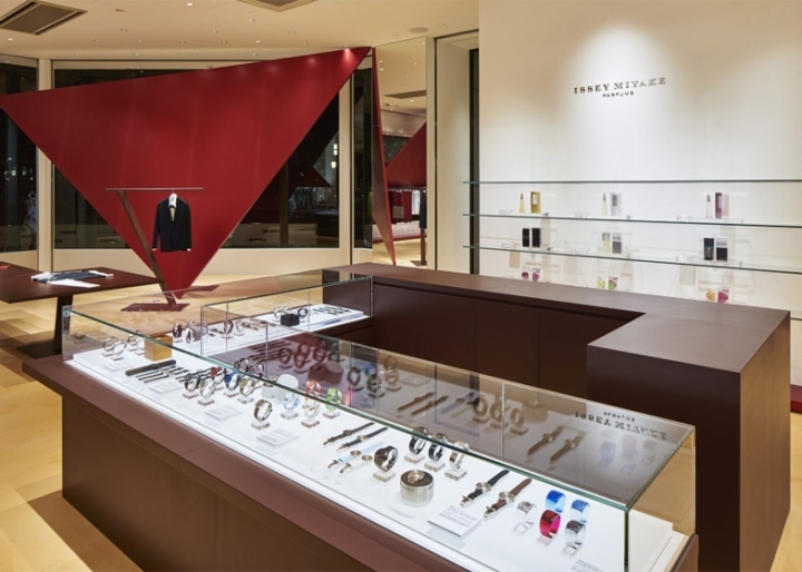 东京丸之内Issey Miyake三宅一生旗舰店设计-9