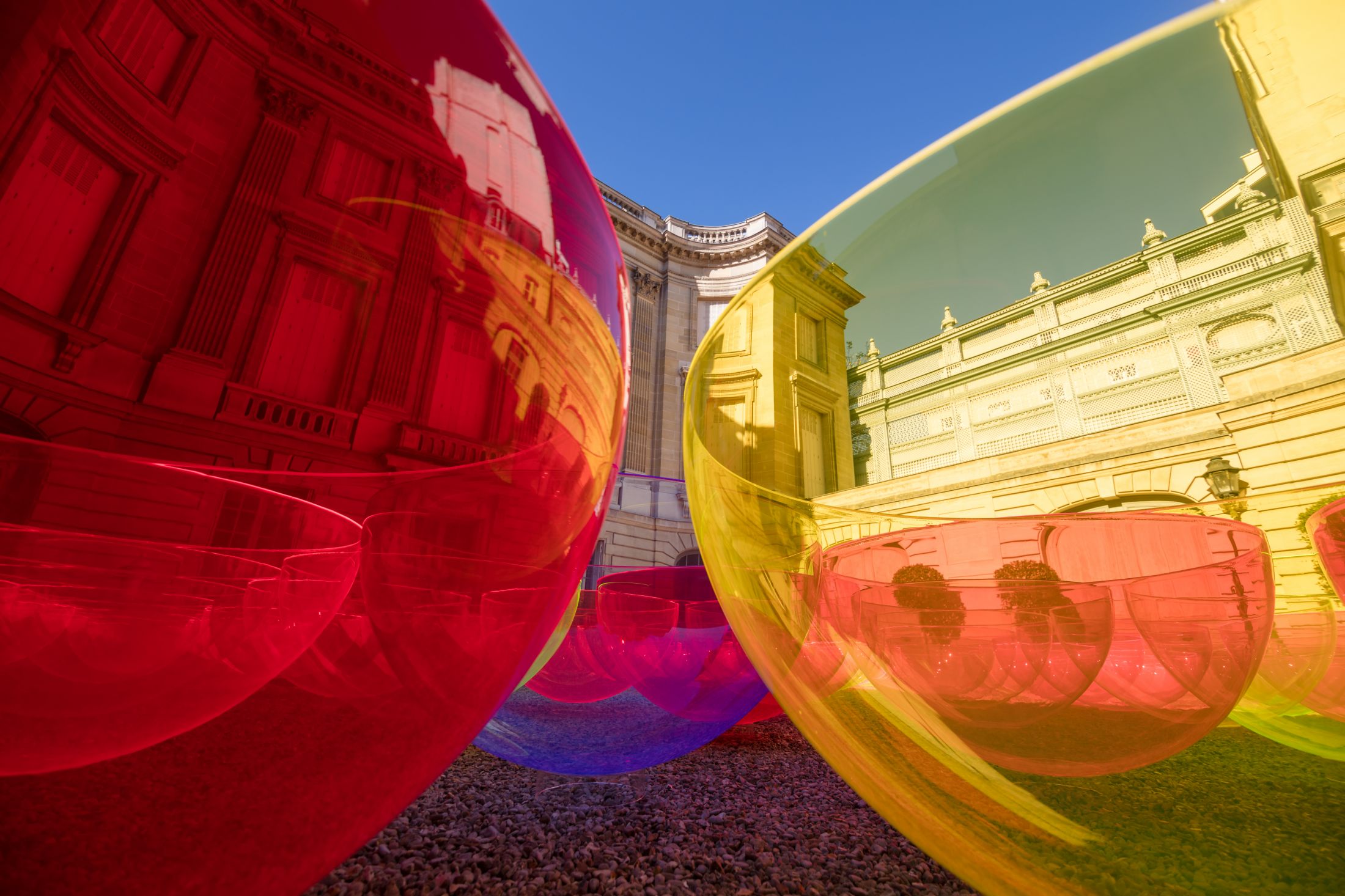 亚克力碗组成的彩虹装置-19