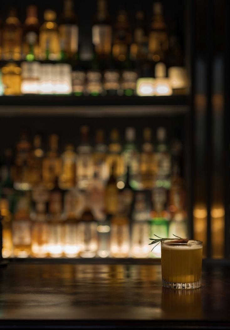 迷之秘境 | 复古元素与现代酒吧的完美融合-26