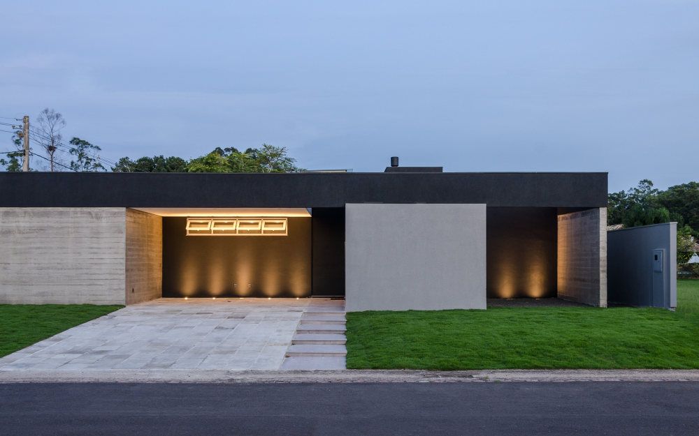 巴西简约住宅设计,展现混凝土与光影之美-23