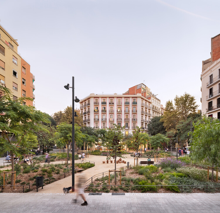 Rocafort花园广场和Comte D'Ègara林荫道再城市化项目丨西班牙巴塞罗那丨08014 arquitectura事务所-4