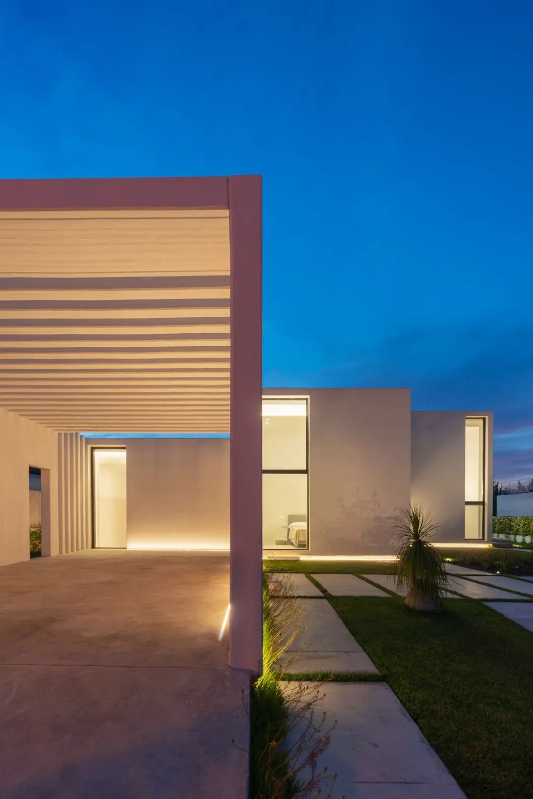 西班牙瓦伦西亚 240㎡纯白别墅丨Ruben Muedra-10