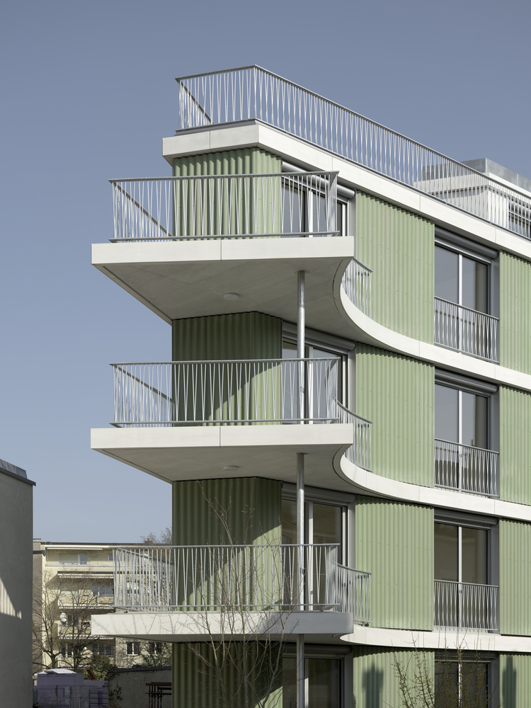 Basel 老厂房变宜居庭院丨瑞士丨Itten+Brechbühl-32