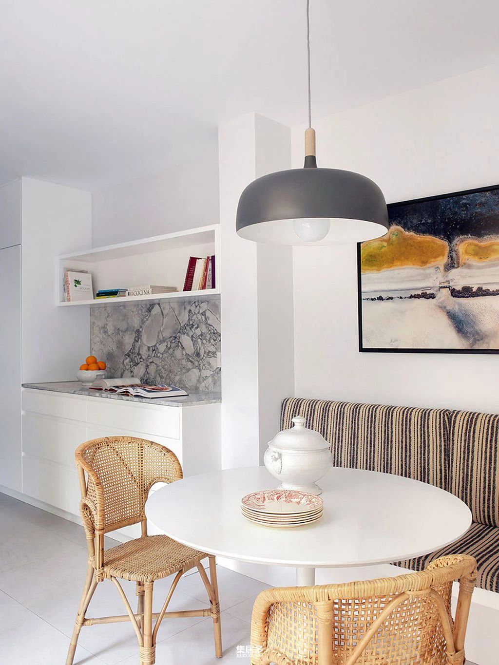 马德里郊区过时联排别墅的完美翻新-12