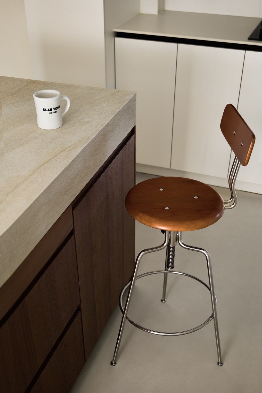 85㎡魔都独居男孩的简,明,暖丨中国上海丨木梵设计-11