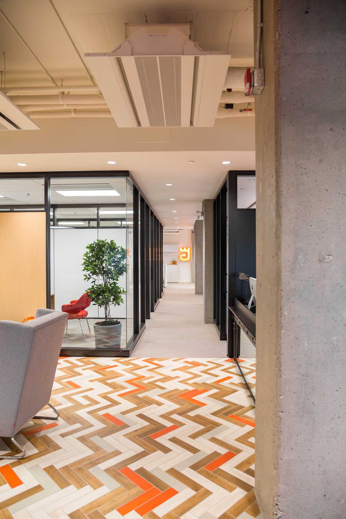 办公室 · 埃琳娜·德尔·布基亚设计-21