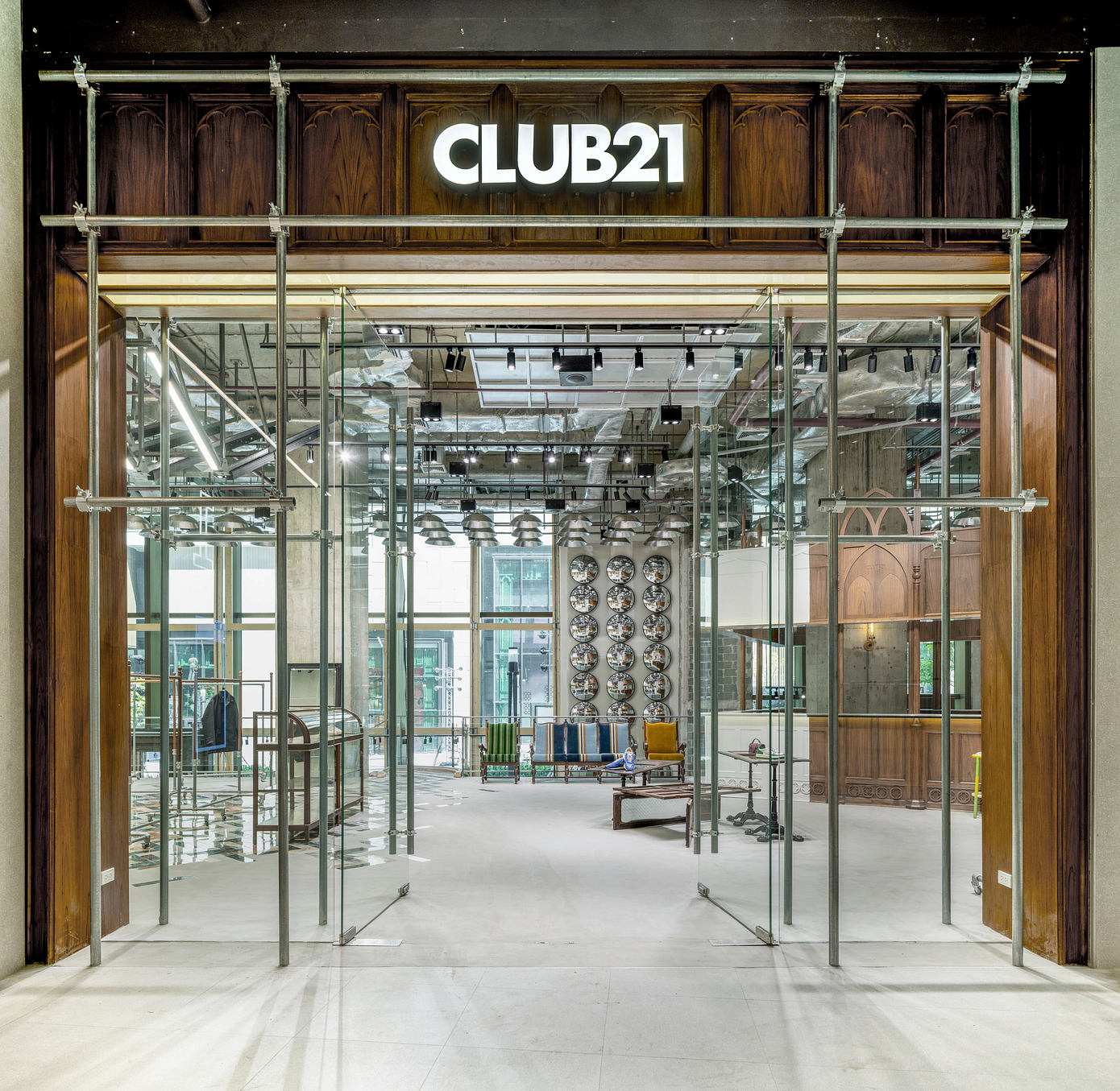 CLUB21 One Bangkok 零售室内设计丨泰国曼谷丨Studio Krubka-1